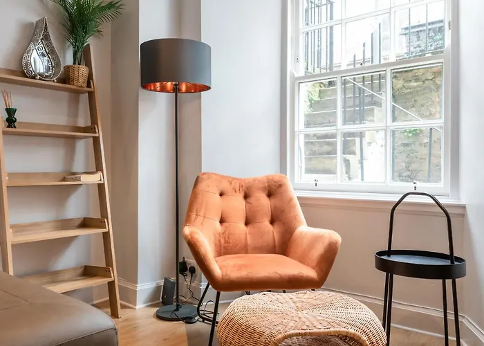 The Edinburgh Meadows Apartment